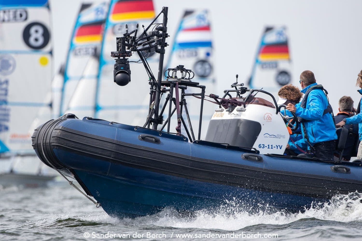 Ribrental steunt reddingstation Warder en KNRM Andijk