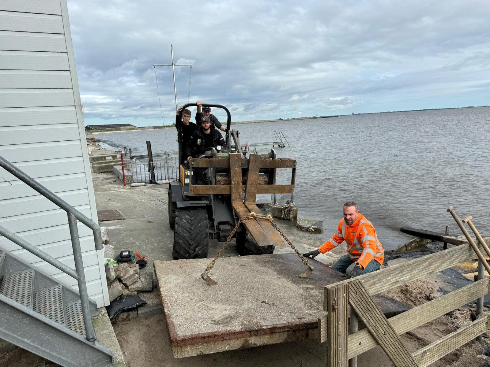 Herstel waterschade van start