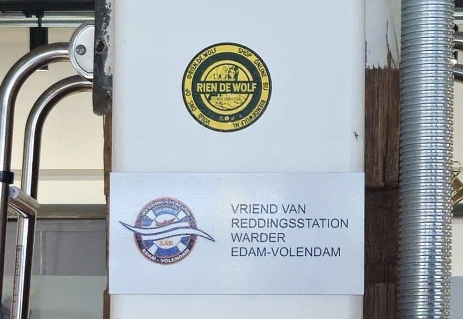 Rien de wolf 1e vriend van station warder foto 1